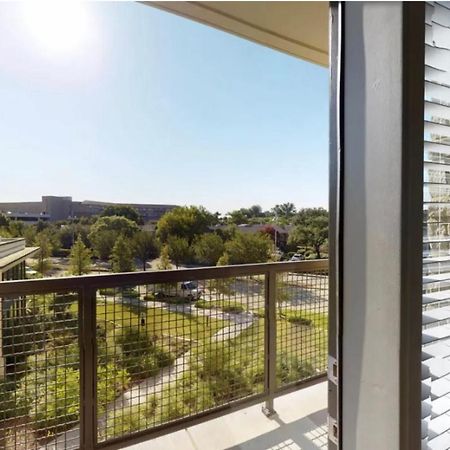 1 Bedroom W Balcony View Resort Pool Free Parking Addison Ngoại thất bức ảnh